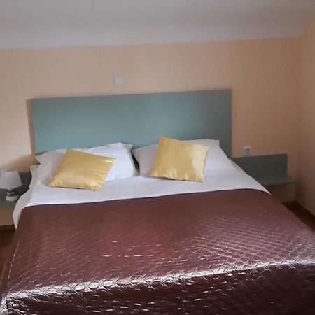 Ferienhaus Vesna Vinjerac Zewnętrze zdjęcie